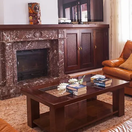 Villa Aguilas